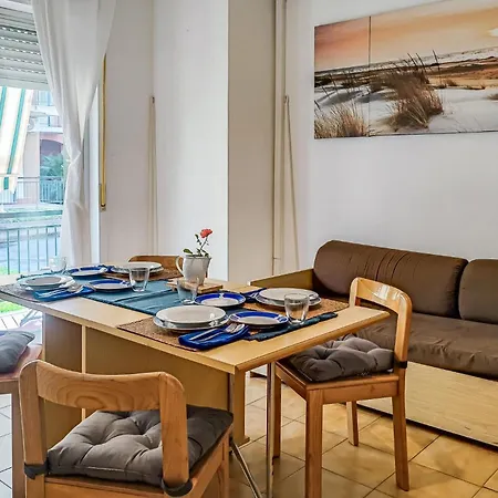 Nice Apartment In Giardini Naxos With Wifi דירה גיארדיני נאקסוס